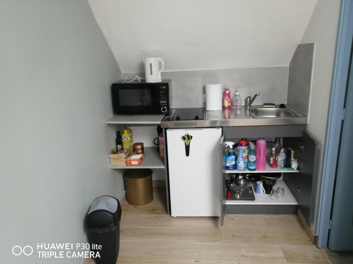 Studio haut tout équipé wifi arrivée autonome Le Creusot Extérieur photo